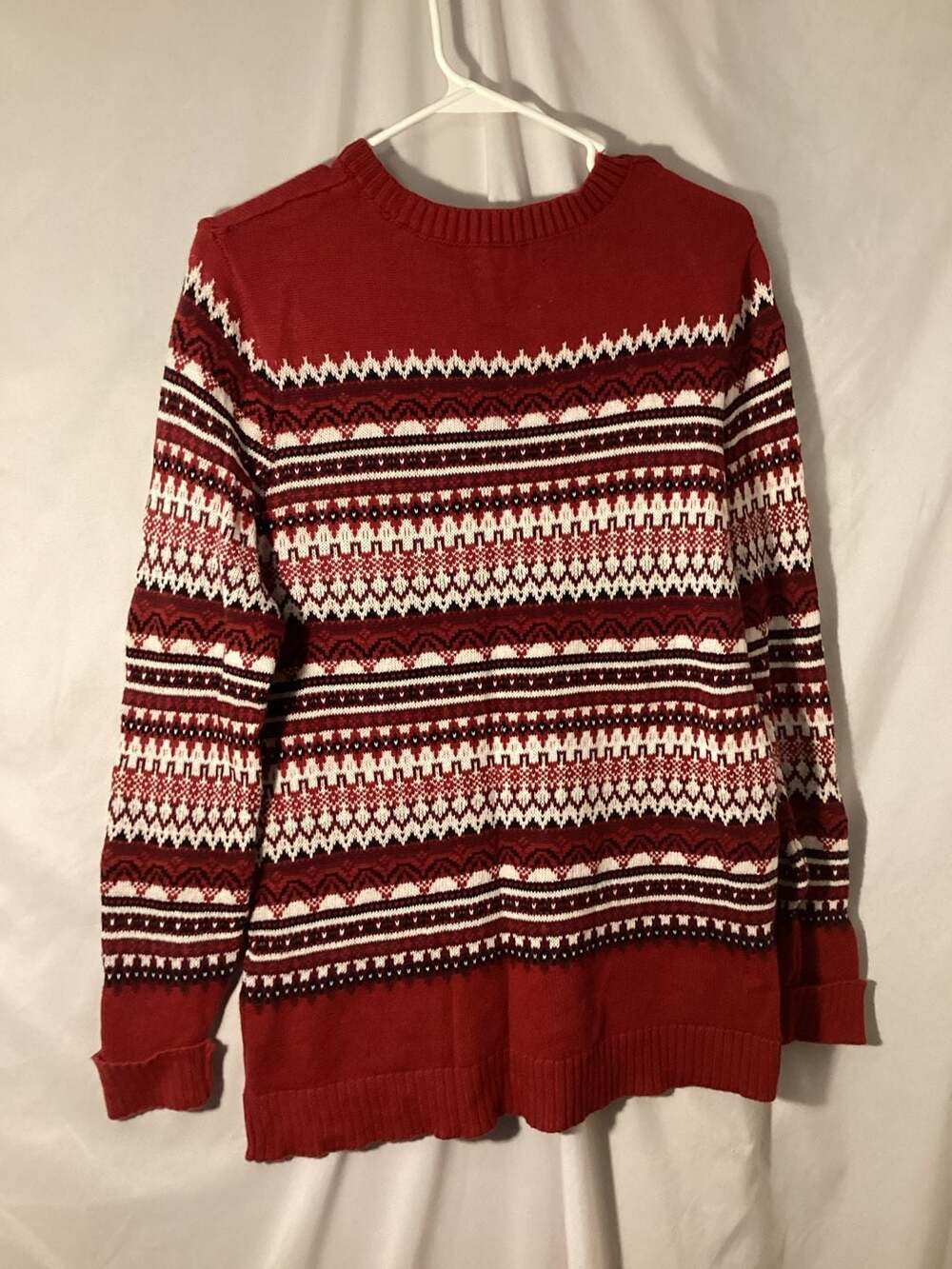 Croft & Barrow Fair Isle Sweater Size M Red White Black Christmas Winter